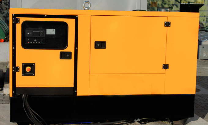 Дизельные генераторы, ИБП