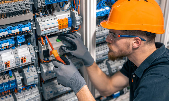 Электромонтажные работы